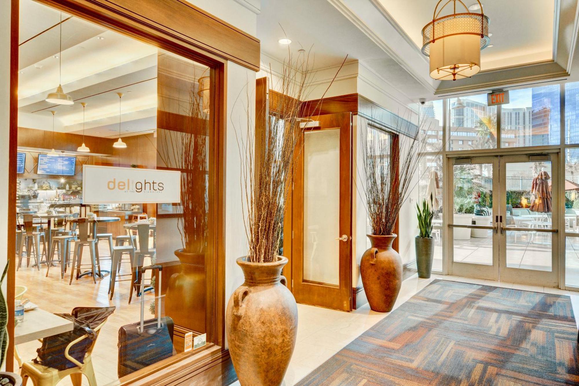 Strip View Suites - No Resort Fee ! لاس فيغاس المظهر الخارجي الصورة
